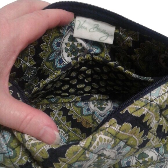 Vera Bradley Shoulder Bag Quilted Cotton Womens Handbag Green Black Boho Pattern - Picture 8 of 8